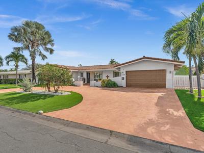 2930 NE 55th Pl