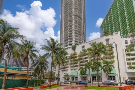 1750 N Bayshore Dr