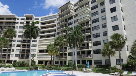 2900 NE 14th Street Causeway