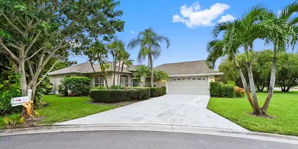 1156 SW Elm Grove Court
