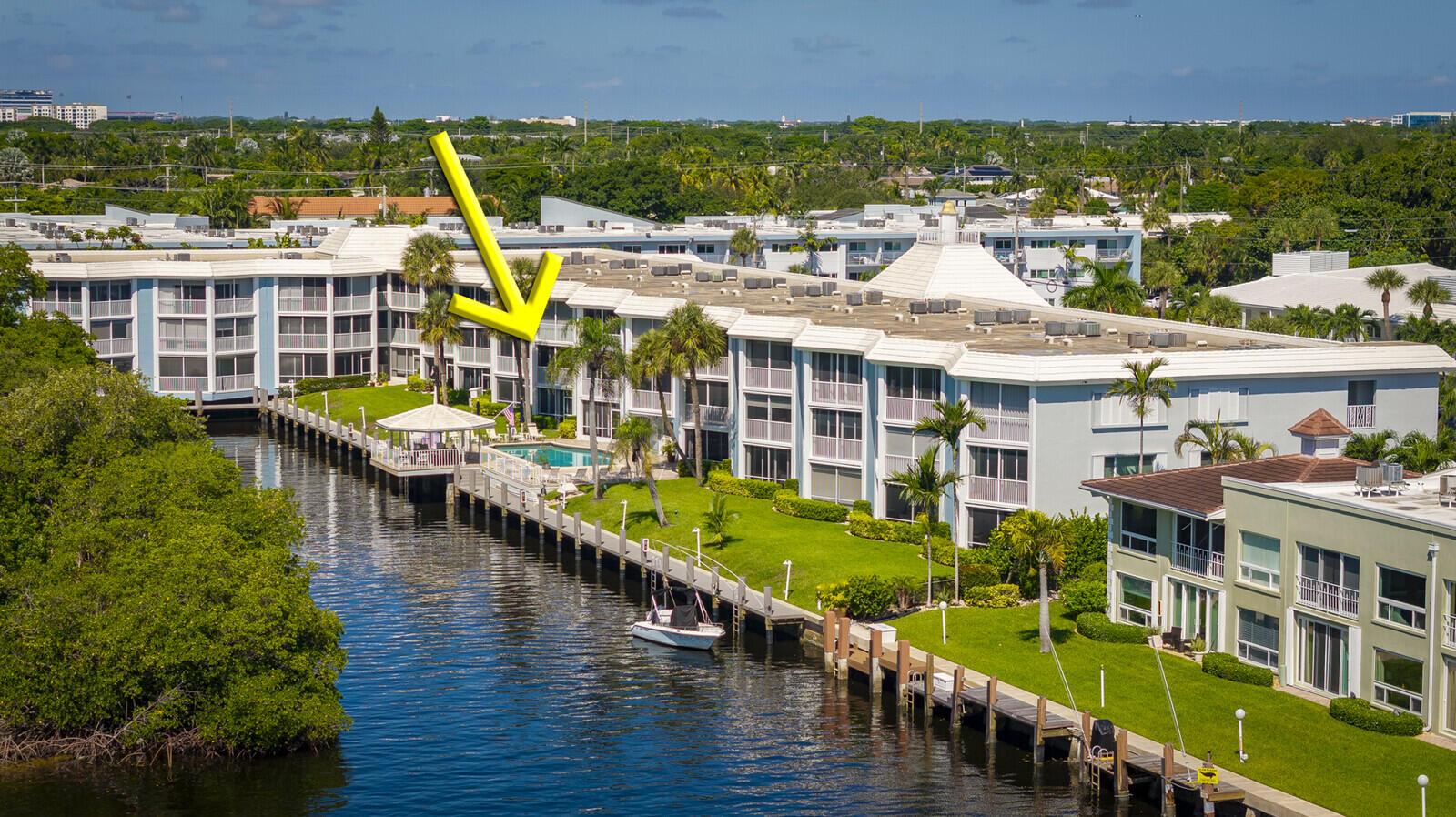 Image 3: 45_700_NE_Harbour_Terrace_Apt_231_45_mls