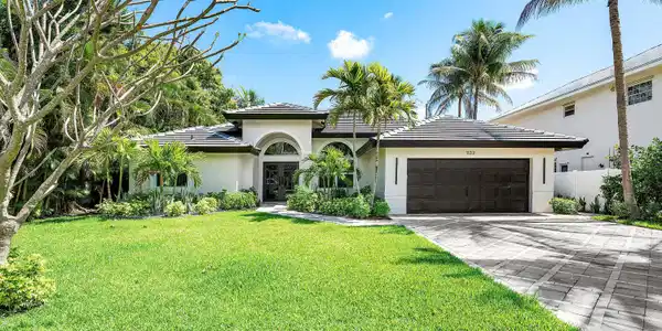 Image 4: 001-1132Northeast3rdAvenue-BocaRaton-FL-
