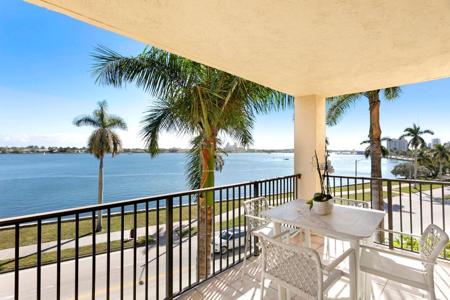 1801 N Flagler Drive