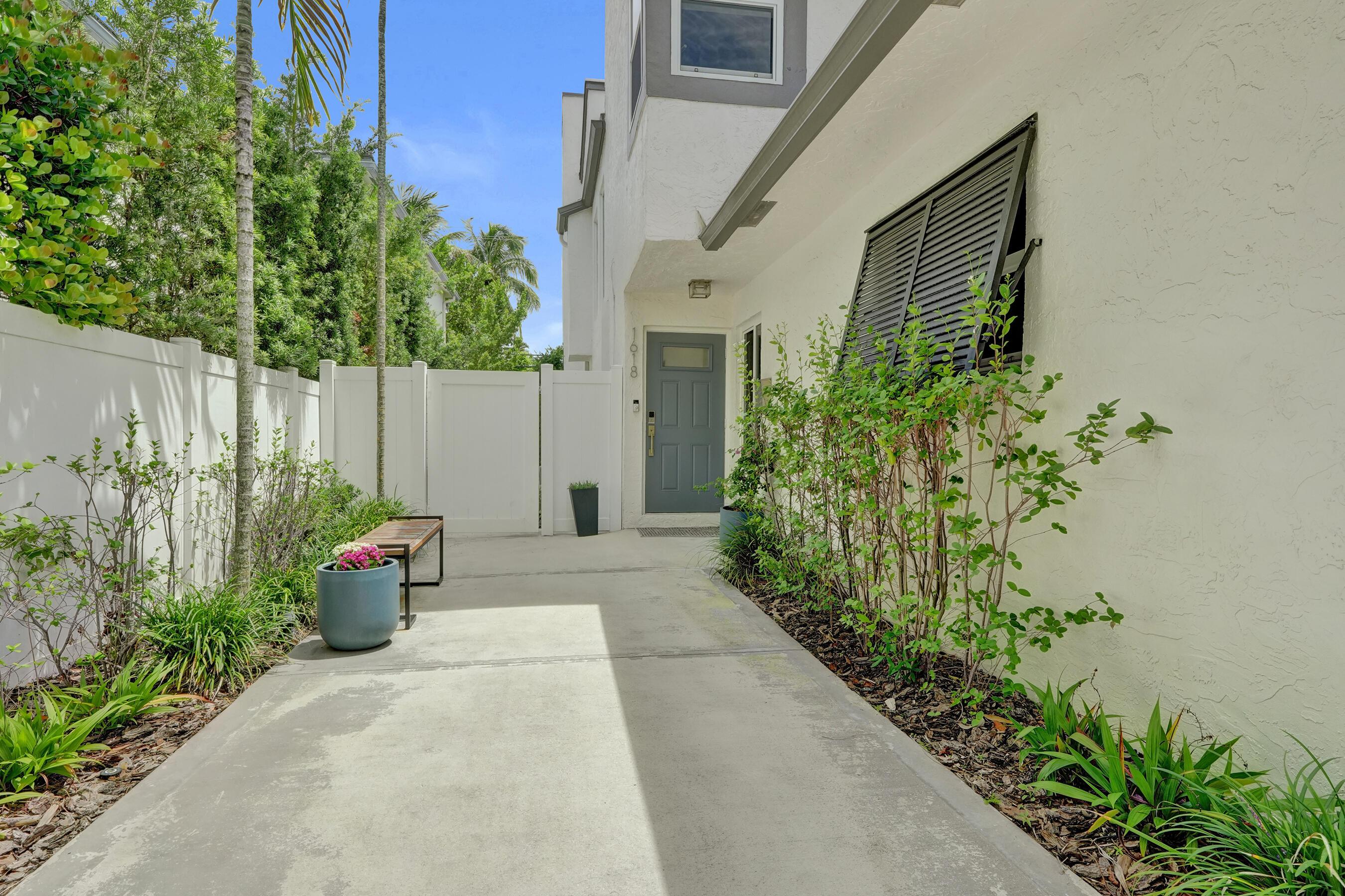 Image 3: DSC07915