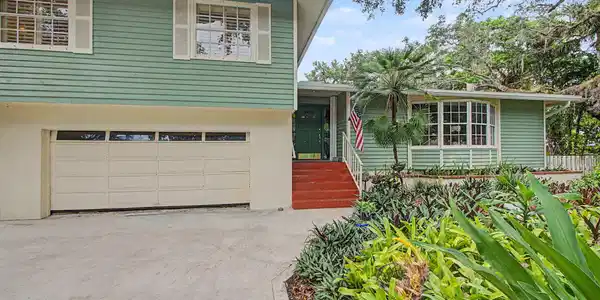 Image 3: 1