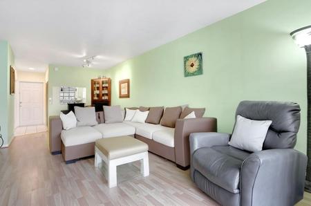 2050 NE 39th Street