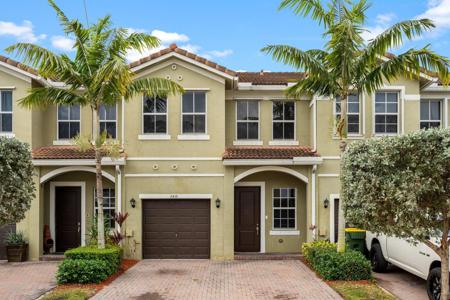 2416 SE 15th Street
