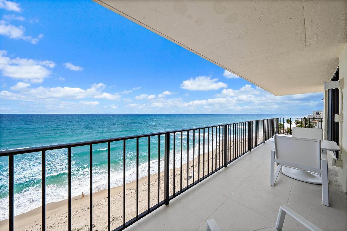 Image 4: Balcony