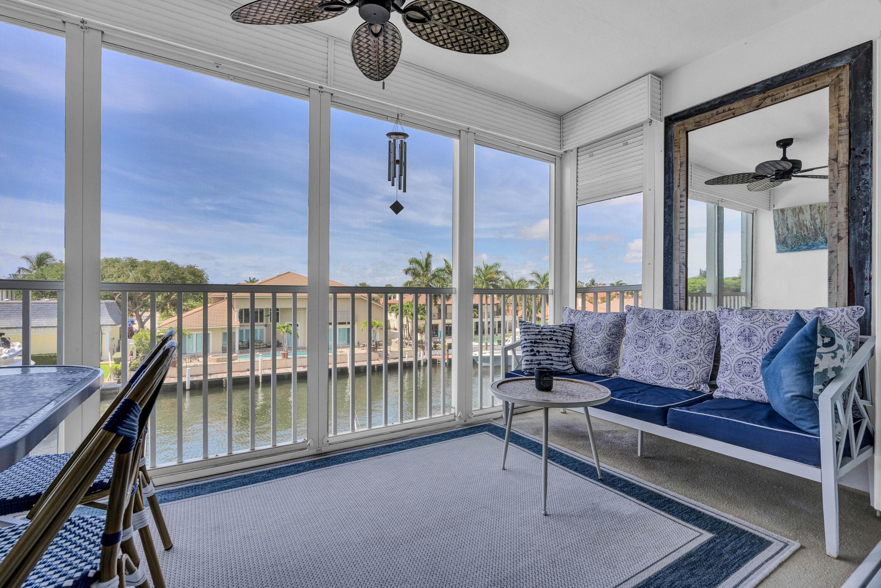 Image 3: Balcony