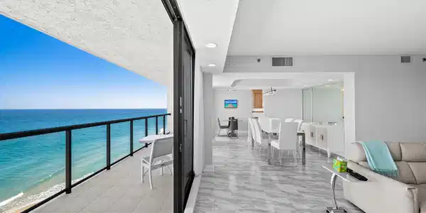 2727 S Ocean Boulevard S