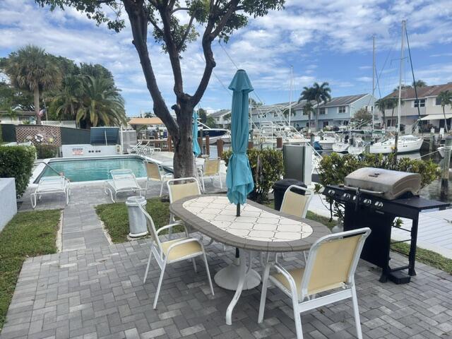 Image 2: Enjoy Pool and entertainment area along the canal