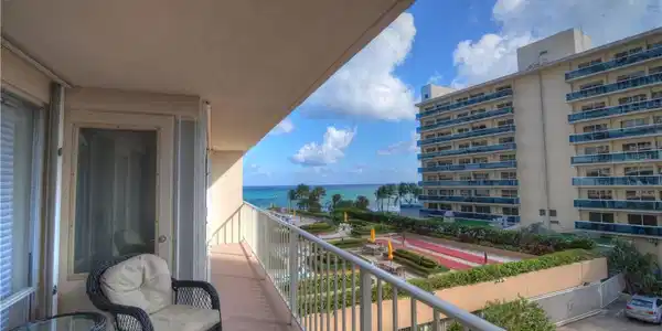 4100 Galt Ocean Drive