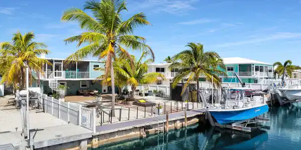Image 2: virtual-tour-362799-mls-high-res-image-1