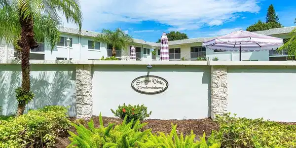 207 Tropic Isle Drive