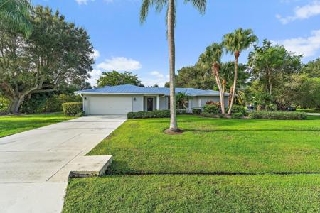 2042 SE Pyramid Road