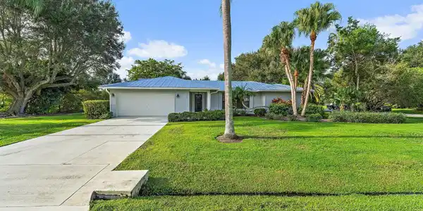 2042 SE Pyramid Road