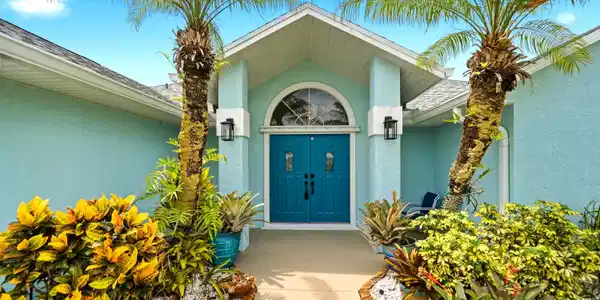 Image 2: Double Door Entry
