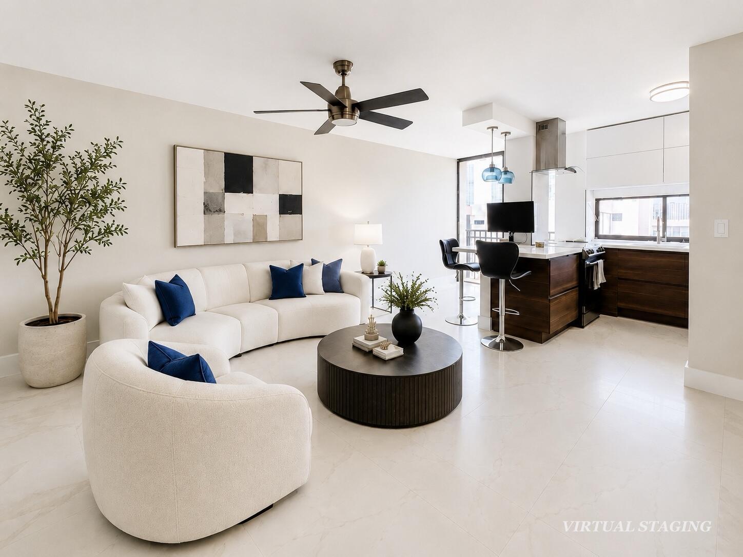 Image 1: LivingRoom