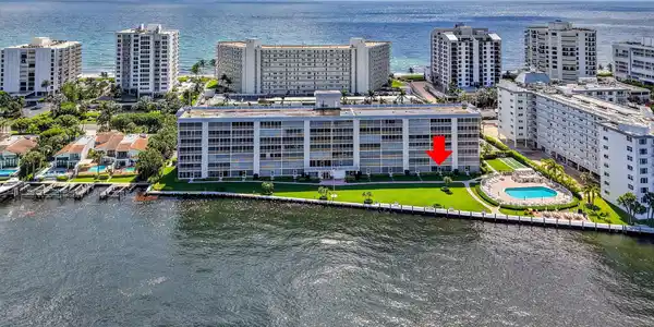 3100 S Ocean Boulevard