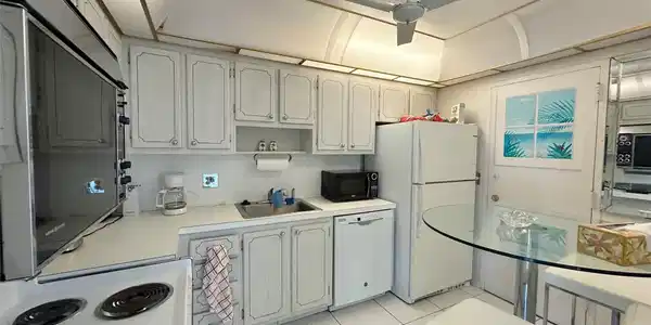 Image 4: Photo 5
