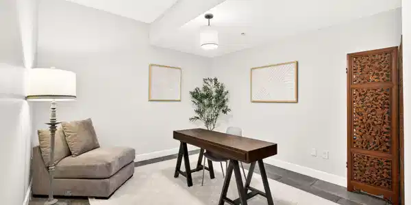 Image 3: 3-web-or-mls-5D1A1019
