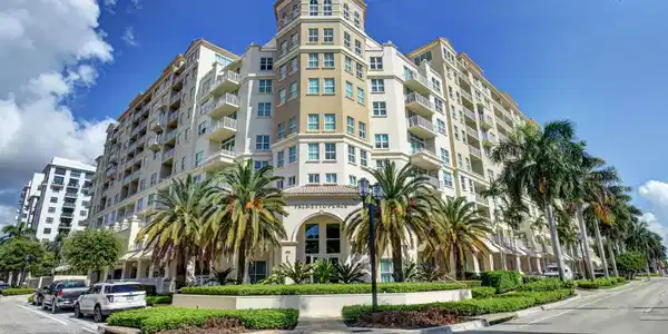 99 SE Mizner Boulevard