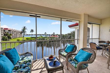 102 Half Moon Circle