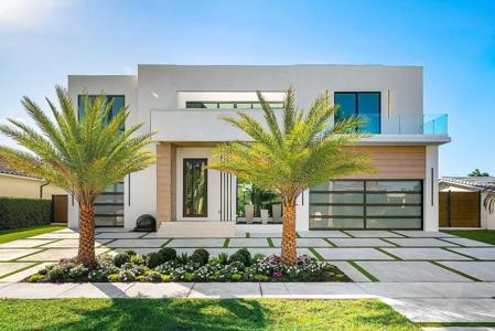 750 NE 69th Street