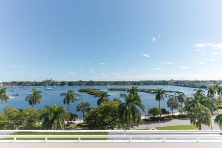 525 S Flagler Drive