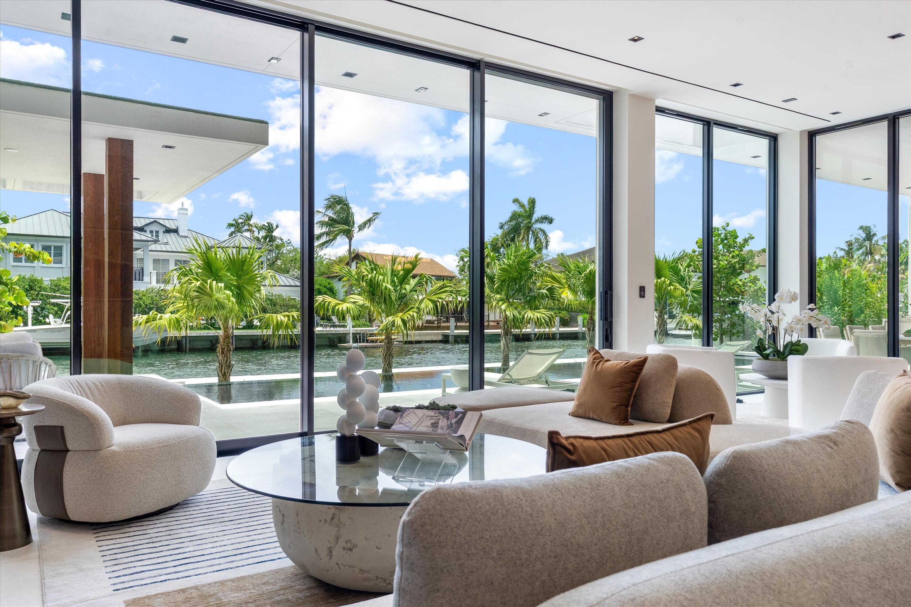Image 2: Living Area