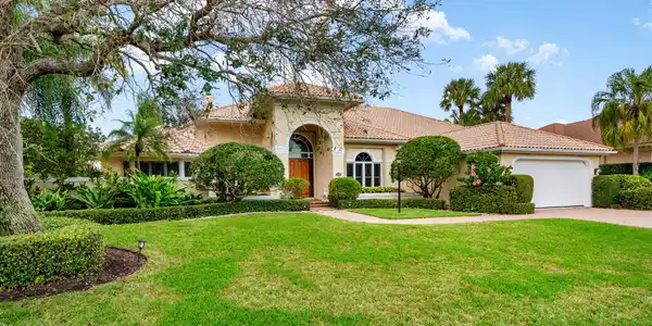 1700 Paseo Del Lago Lane