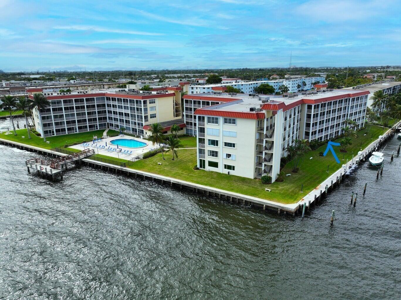 Image 1: Paradise Harbour Unit 108