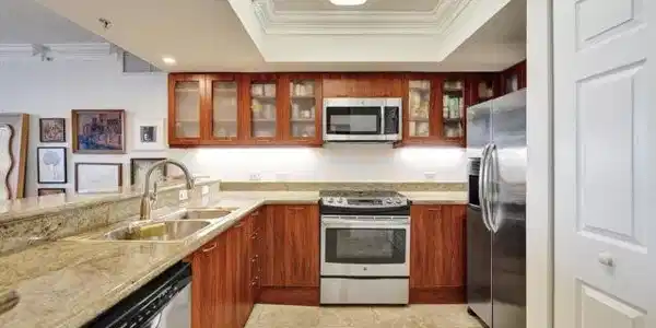 Image 4: with Breakfast Counter