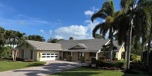 3521 SE Clubhouse Place