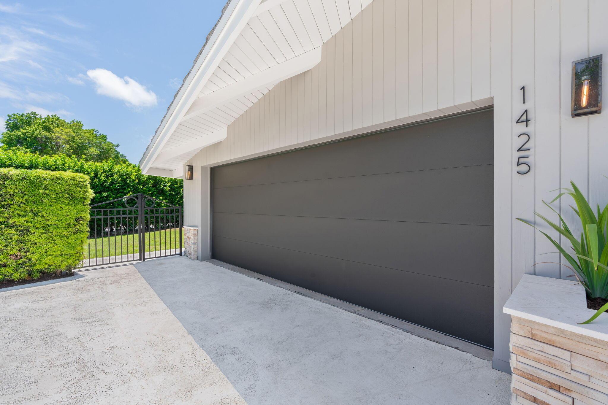 Image 4: 31-web-or-mls-1425 Middle River Dr Fort
