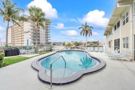 1166 Hillsboro Mile