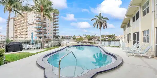 1166 Hillsboro Mile