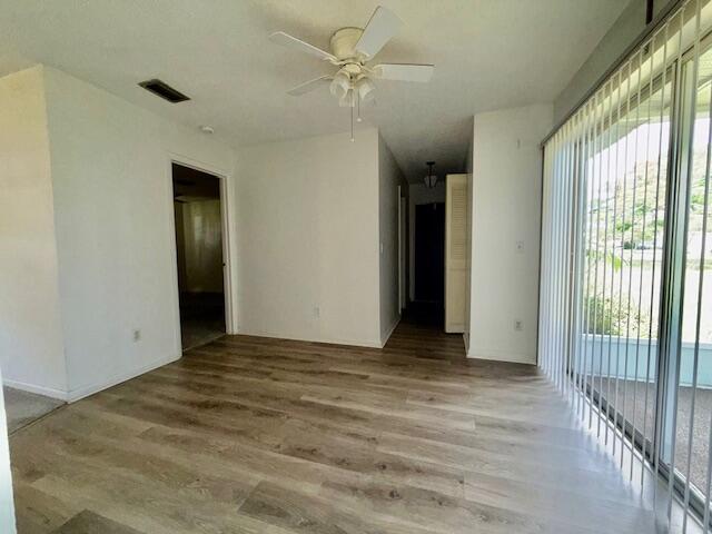 Image 4: Dining Room