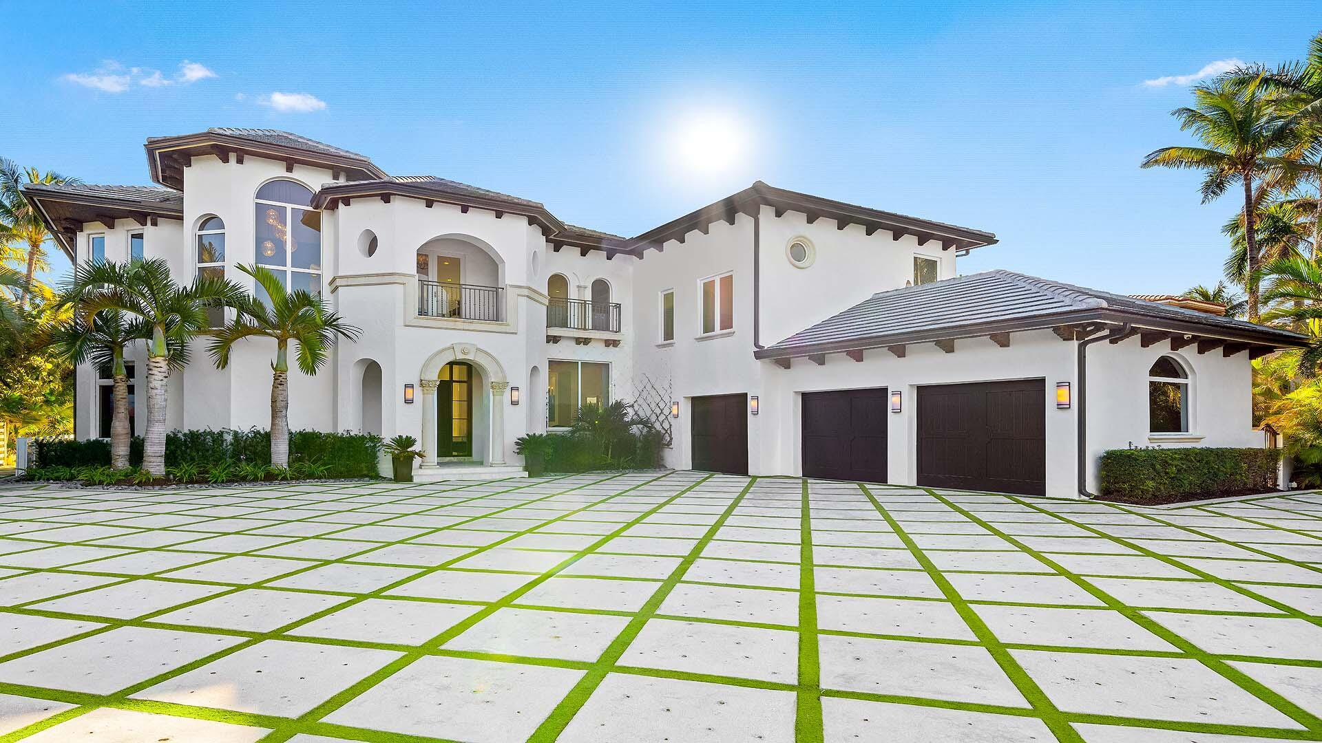 Image 4: 733 N Ocean Blvd (4)