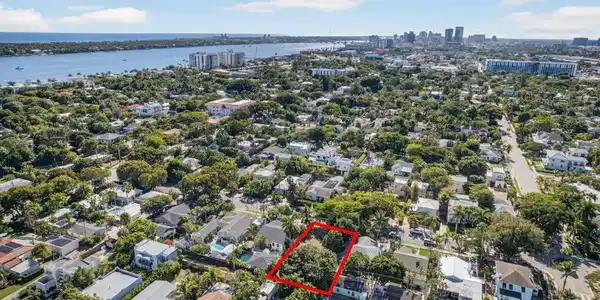 Image 3: South Facing Aerial Downtown WPB