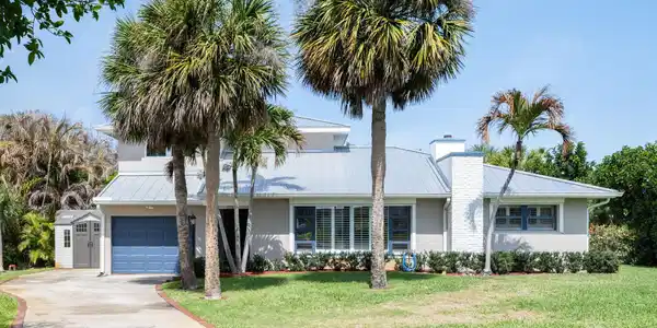 Image 2: 2-web-or-mls-715 Conn Way-3