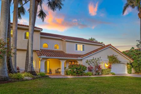 915 Hyacinth Drive