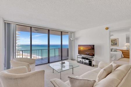 4200 N Ocean Drive