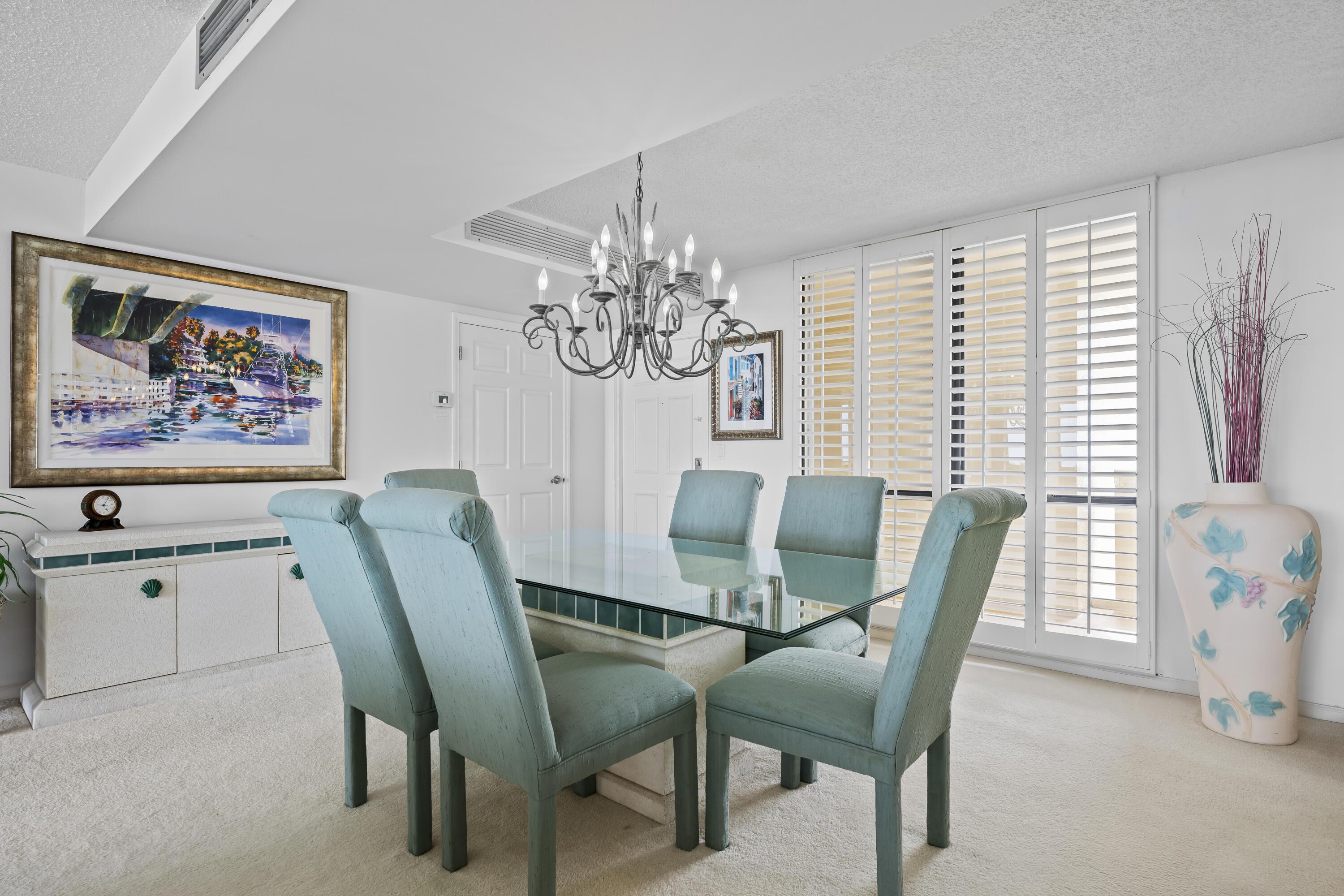 Image 4: Dining Room