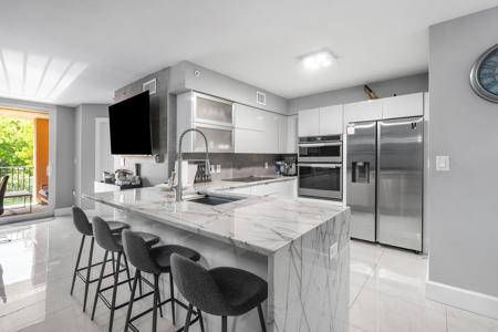 700 Scotia Drive