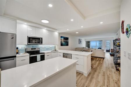 750 N Ocean Blvd
