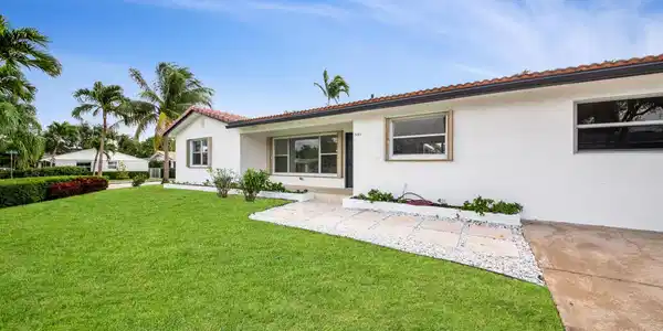 301 Wellesley Drive