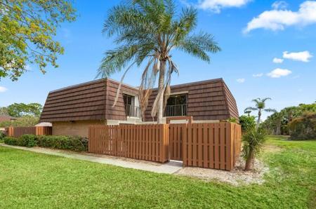 5942 SE Riverboat Drive