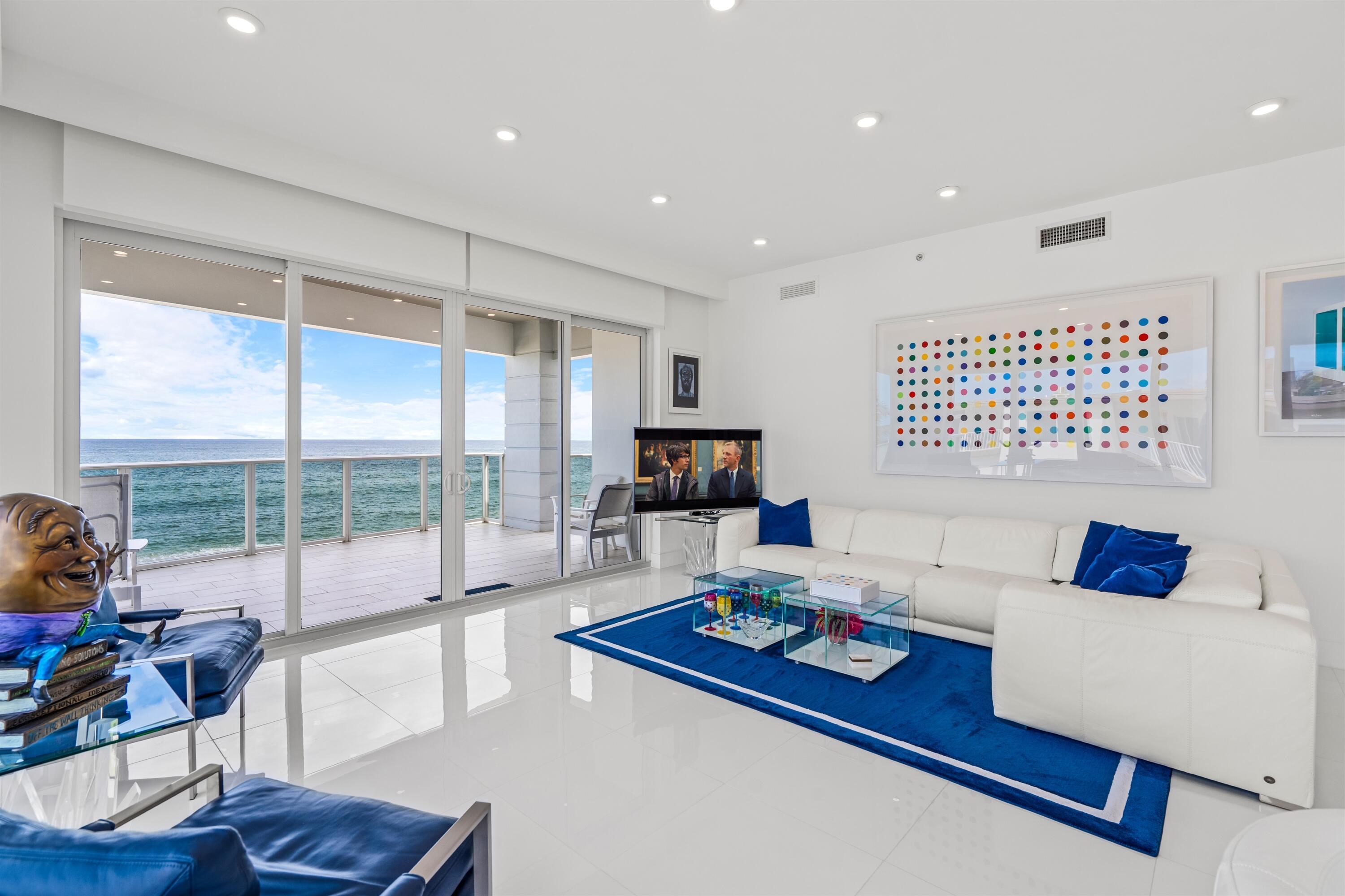 Image 3: OCEANVIEW GREATROOM