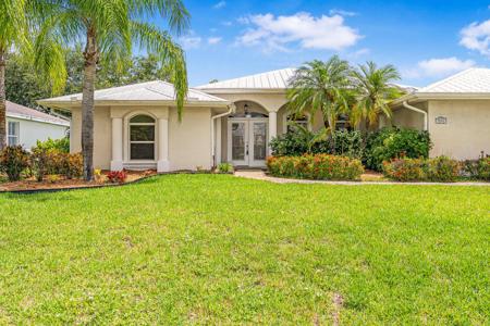 524 SE Nome Drive